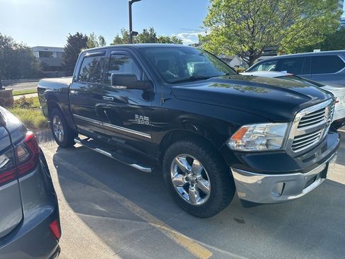 Used 2017 RAM 1500 Big Horn AWD/4WD image 2