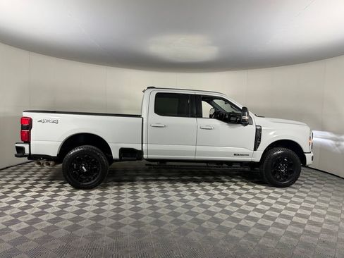 Used 2025 Ford F350 Lariat w/ Black Appearance Package AWD/4WD image 5