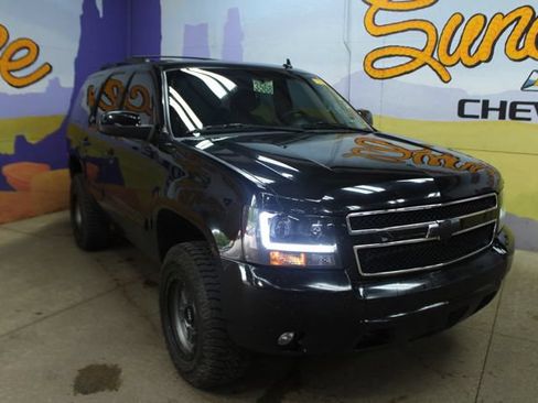 Used 2012 Chevrolet Tahoe LT AWD/4WD image 2