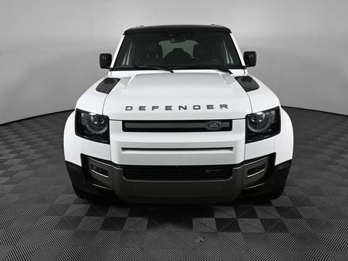 Used 2023 Land Rover Defender 110 X-Dynamic SE AWD/4WD image 31