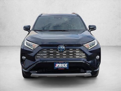 Used 2021 Toyota RAV4 XSE AWD/4WD image 2