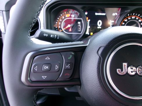 New 2026 Jeep Wrangler Unlimited Sport image 12