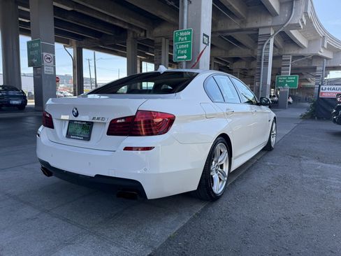 Used 2015 BMW 550i Sedan RWD image 5