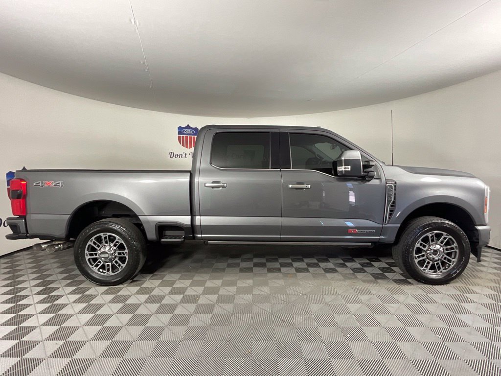 Used 2024 Ford F250 Limited AWD/4WD image 2