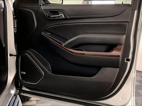 Used 2018 GMC Yukon SLT w/ Open Road Package image 22