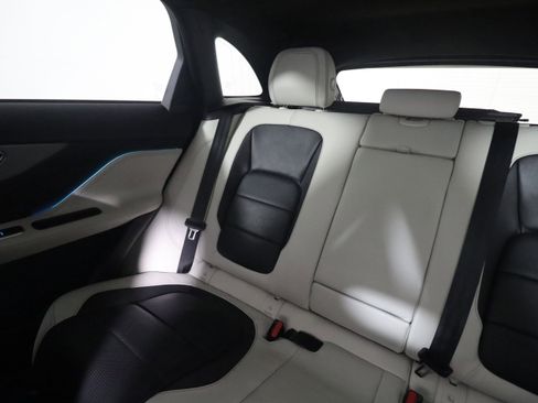 Used 2019 Jaguar F-PACE S AWD/4WD image 13