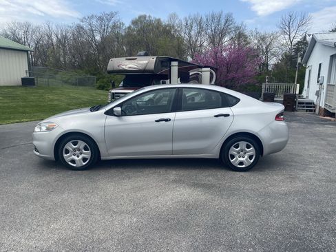 Used 2013 Dodge Dart SE w/ Value Group image 8