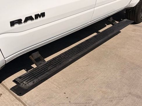 Used 2025 RAM 1500 Limited AWD/4WD image 11