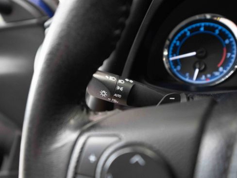 Used 2017 Toyota Corolla SE FWD image 13