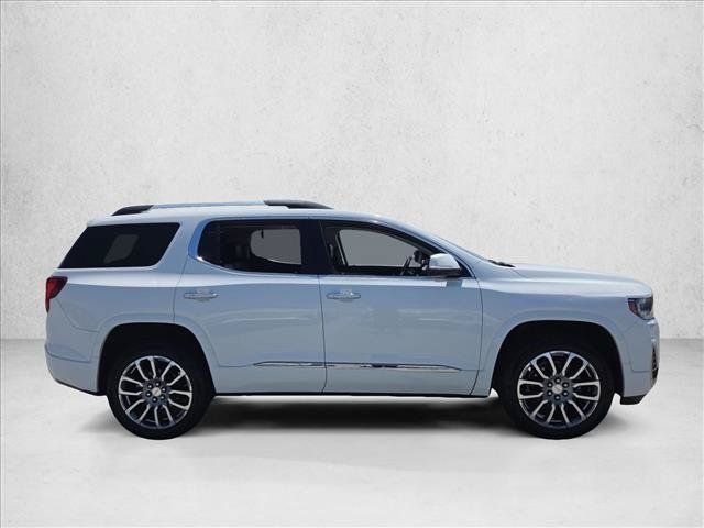 Used 2023 GMC Acadia Denali FWD image 4