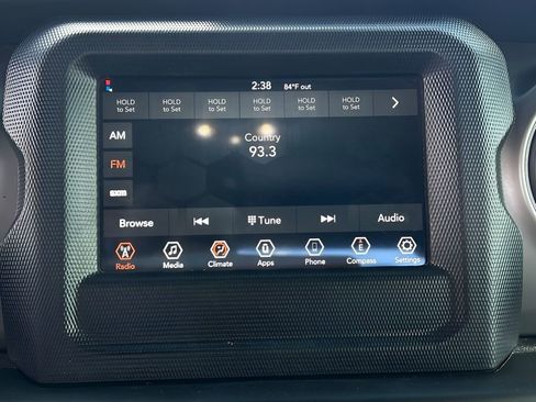 Certified 2022 Jeep Gladiator Sport image 25