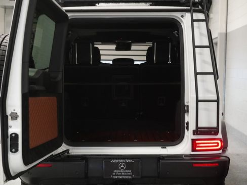 Certified 2022 Mercedes-Benz G 550 image 33