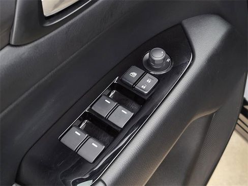 Certified 2025 MAZDA CX-5 AWD 2.5 S w/ Preferred Package image 17