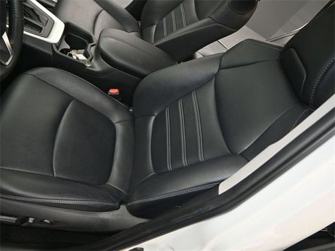 Used 2019 Toyota RAV4 XLE Premium w/ Advanced Technology Package image 12