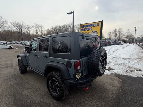 Used 2013 Jeep Wrangler Unlimited Rubicon image 3