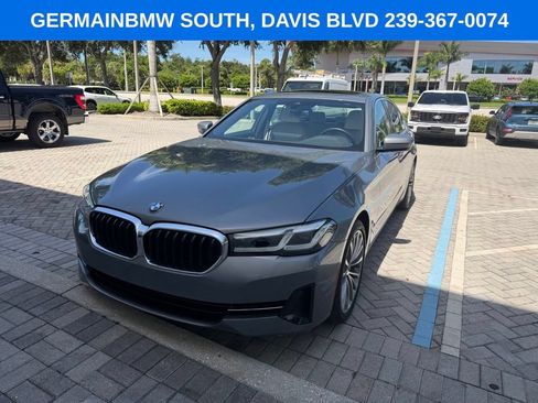 Used 2023 BMW 530i w/ Luxury Seating Package RWD image 2