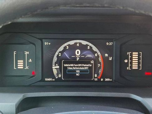 Certified 2025 Toyota Tacoma SR5 AWD/4WD image 11