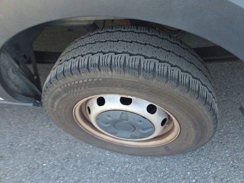 Certified 2017 Ford Transit 250 148 High Roof Extended image 10