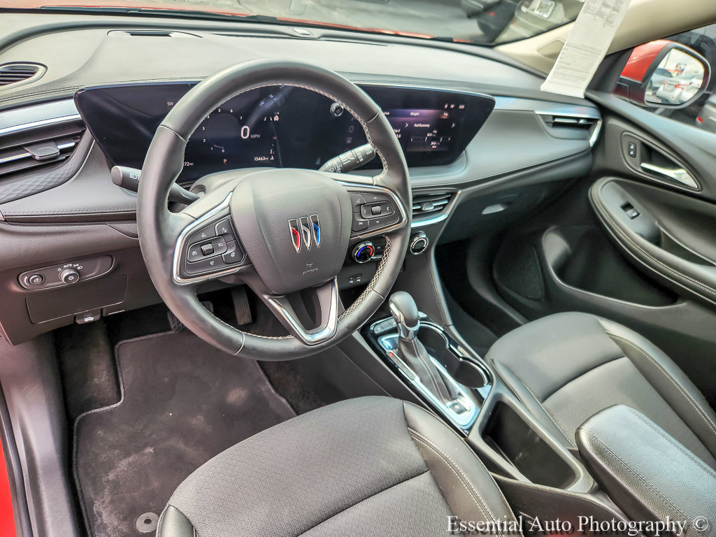 Certified 2024 Buick Encore GX Preferred w/ Comfort Package FWD image 8