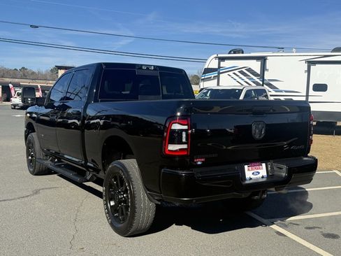 Used 2024 RAM 2500 Big Horn w/ Night Edition image 6