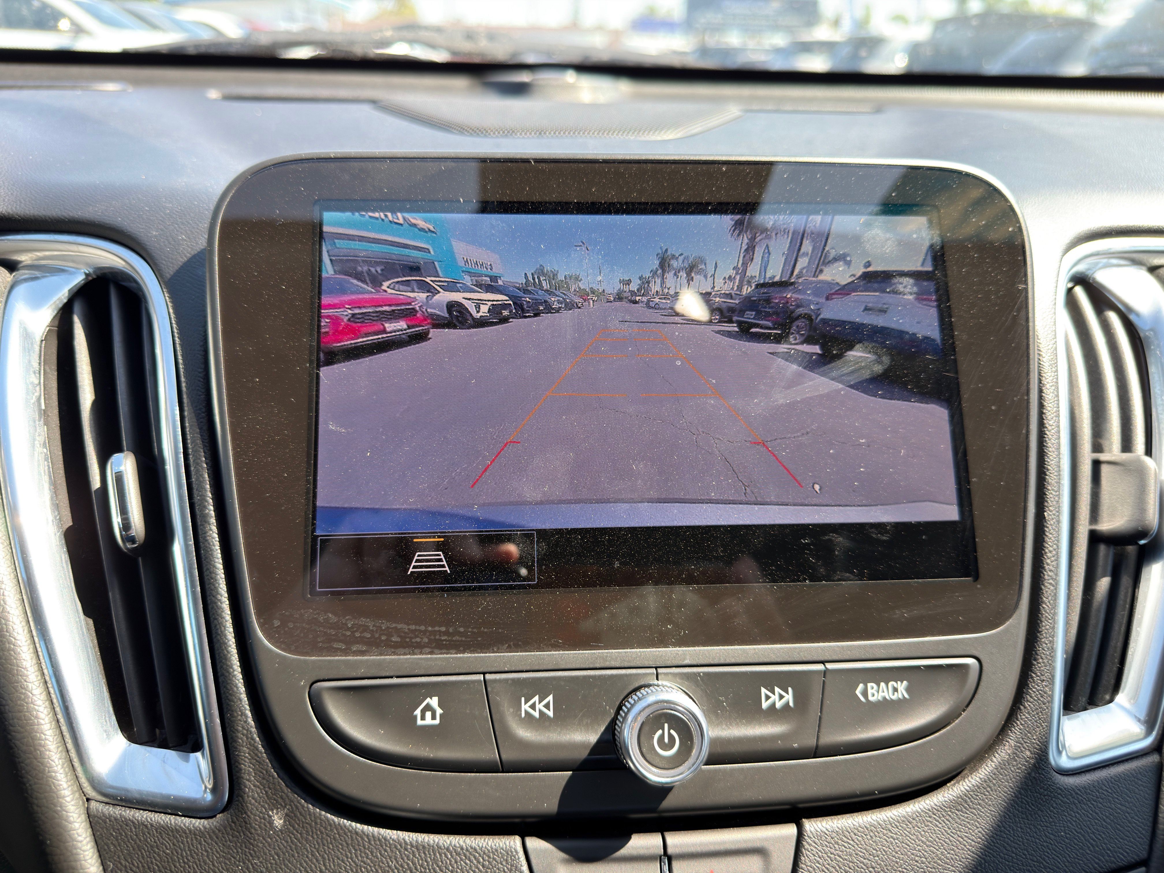 Used 2024 Chevrolet Malibu LT FWD image 34