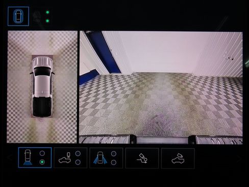 Used 2025 GMC Sierra EV Denali image 16