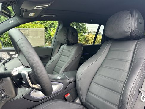 New 2025 Mercedes-Benz GLS 580 4MATIC image 37