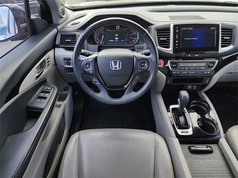 Used 2019 Honda Ridgeline RTL-E image 19