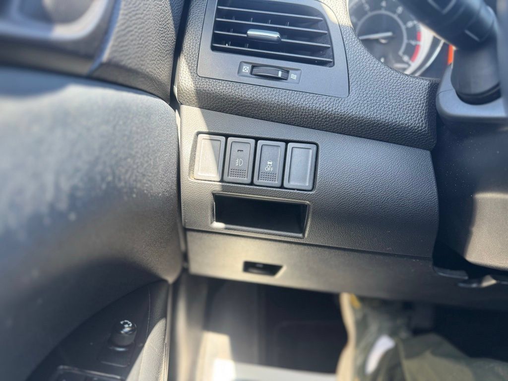 Used 2010 Suzuki Kizashi GTS FWD image 31