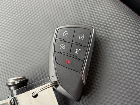 Used 2025 Chevrolet Equinox RS AWD/4WD image 23