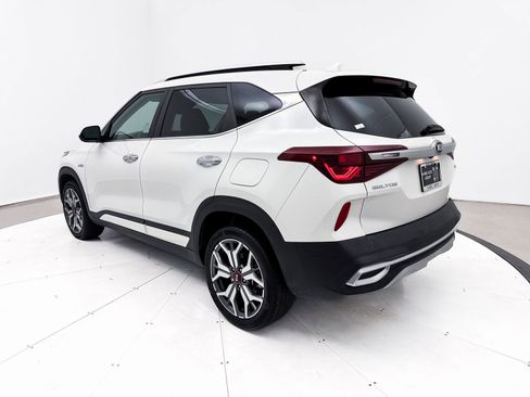 Used 2021 Kia Seltos SX image 17