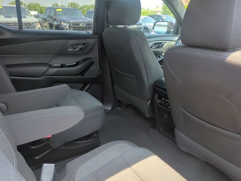 Certified 2023 Chevrolet Traverse LT AWD/4WD image 16