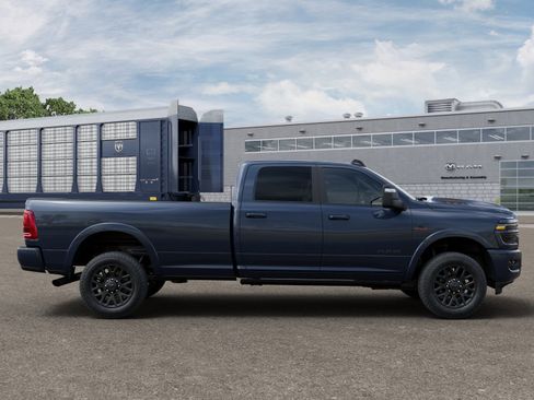 New 2025 RAM 3500 Limited AWD/4WD image 21