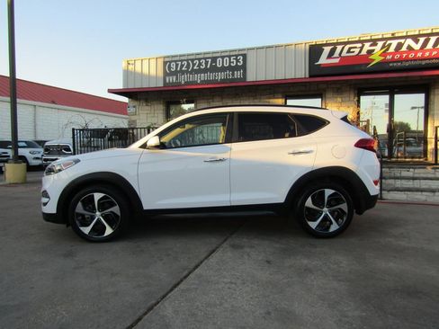 Used 2016 Hyundai Tucson Limited w/ Option Group 03 image 2