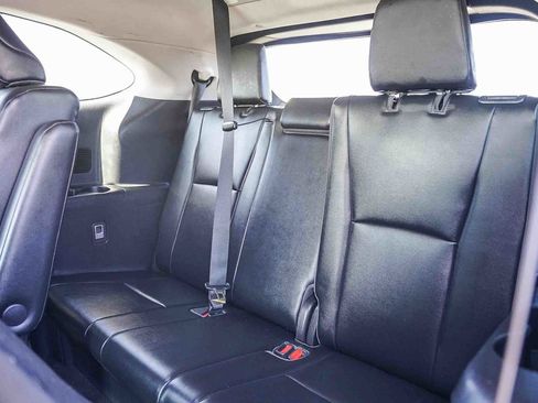 Used 2021 Toyota Highlander XLE image 20