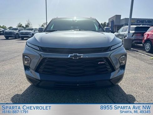 Used 2025 Chevrolet Blazer RS w/ Driver Confidence II Package AWD/4WD image 7