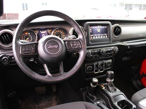 Used 2022 Jeep Wrangler Unlimited Sport image 4