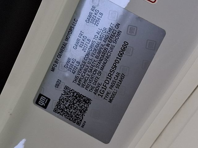 Used 2023 Chevrolet Camaro LT RWD image 35