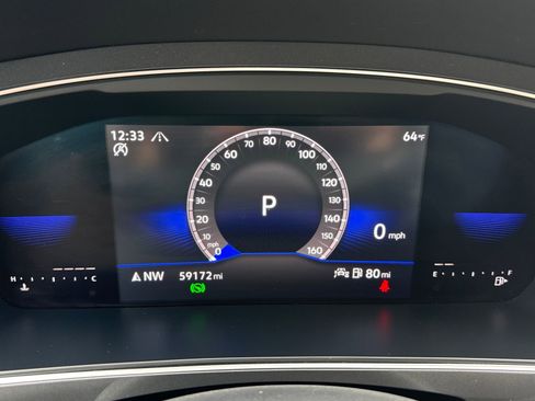 Certified 2022 Volkswagen Tiguan SE image 16