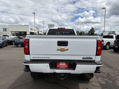 Used 2017 Chevrolet Silverado 3500 High Country w/ Duramax Plus Package AWD/4WD image 4