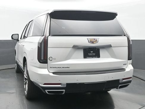 Certified 2025 Cadillac Escalade Premium Luxury Platinum AWD/4WD image 4