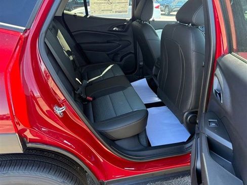New 2026 Chevrolet Trax LT image 15