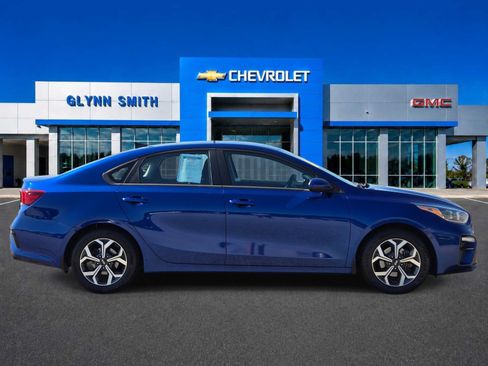 Used 2021 Kia Forte LXS FWD image 6