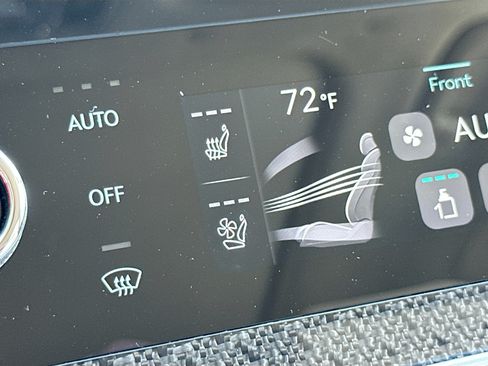 Used 2025 Genesis GV80 3.5T e-SC AWD/4WD image 21