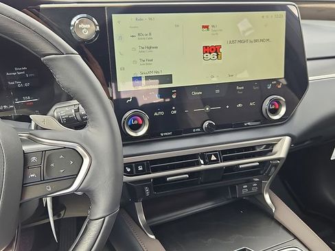 New 2026 Lexus RX 450h Luxury image 15