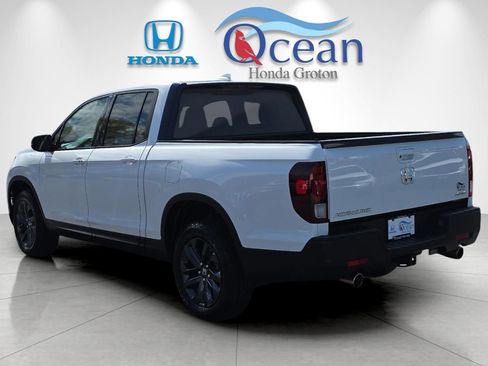 Used 2023 Honda Ridgeline Sport image 5