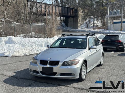 Used 2007 BMW 328xi Wagon image 3