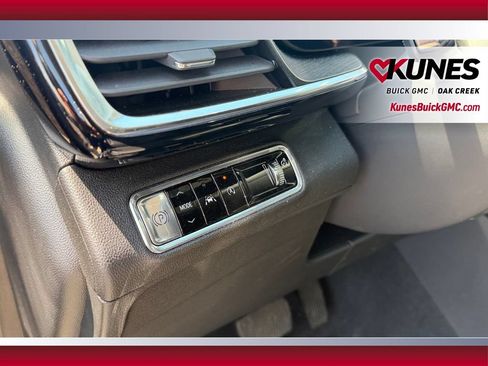 Used 2024 Buick Envision Preferred AWD/4WD image 19