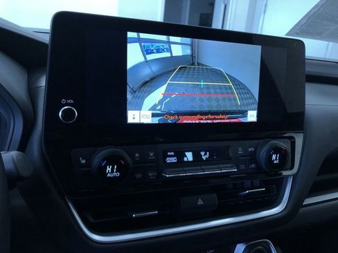 Used 2025 Toyota Grand Highlander XLE image 30