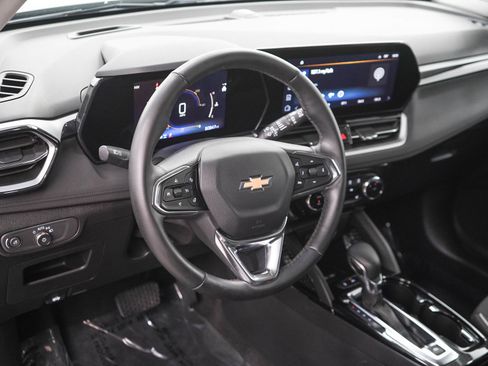 Used 2024 Chevrolet TrailBlazer LT w/ Convenience Package AWD/4WD image 22